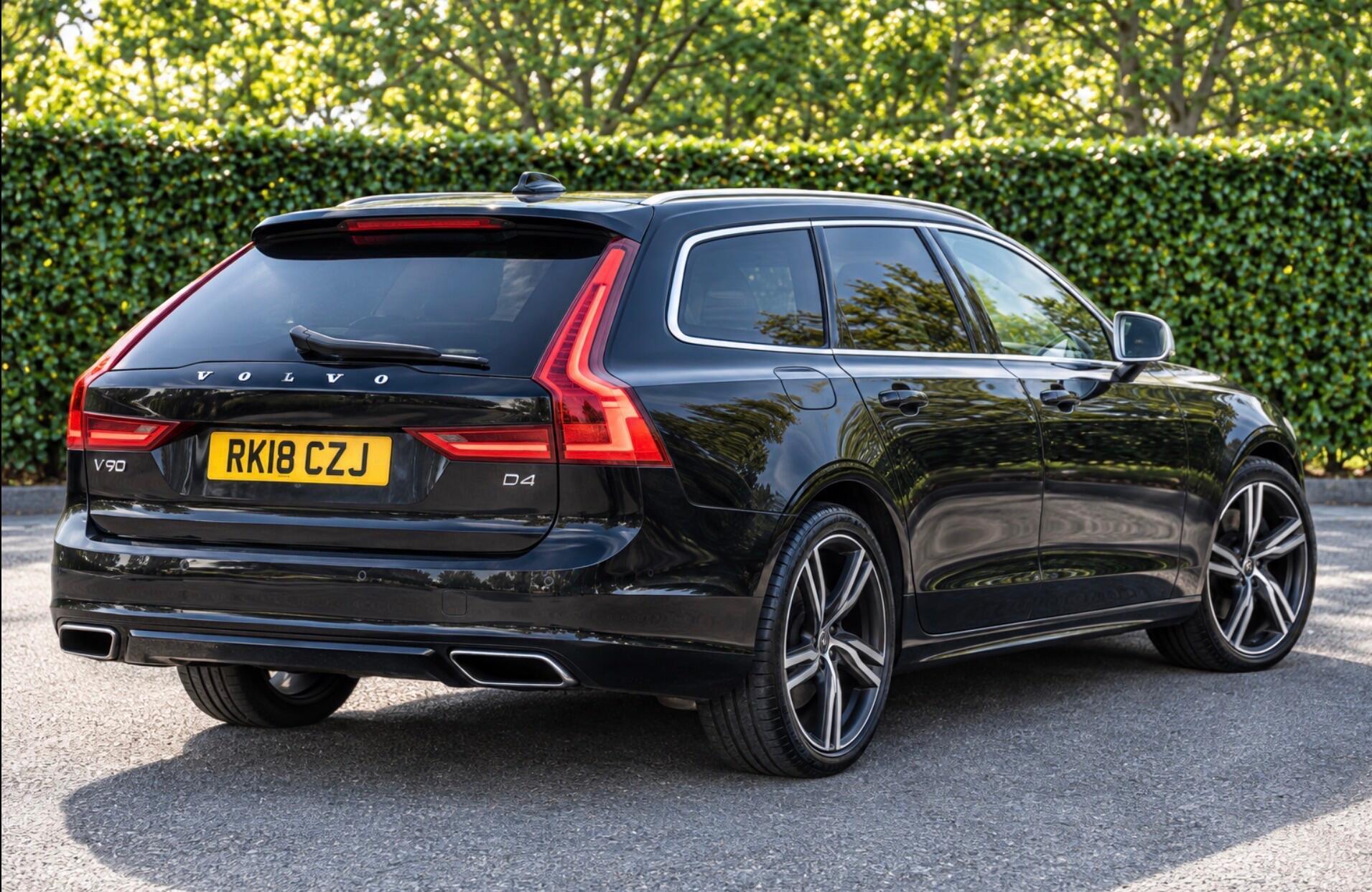 2018 Volvo V90 — photo 11